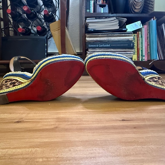 Christian Louboutin Trotolita Black and Gold Leopard Wedges 7.5 / 38.5 - Picture 4 of 16